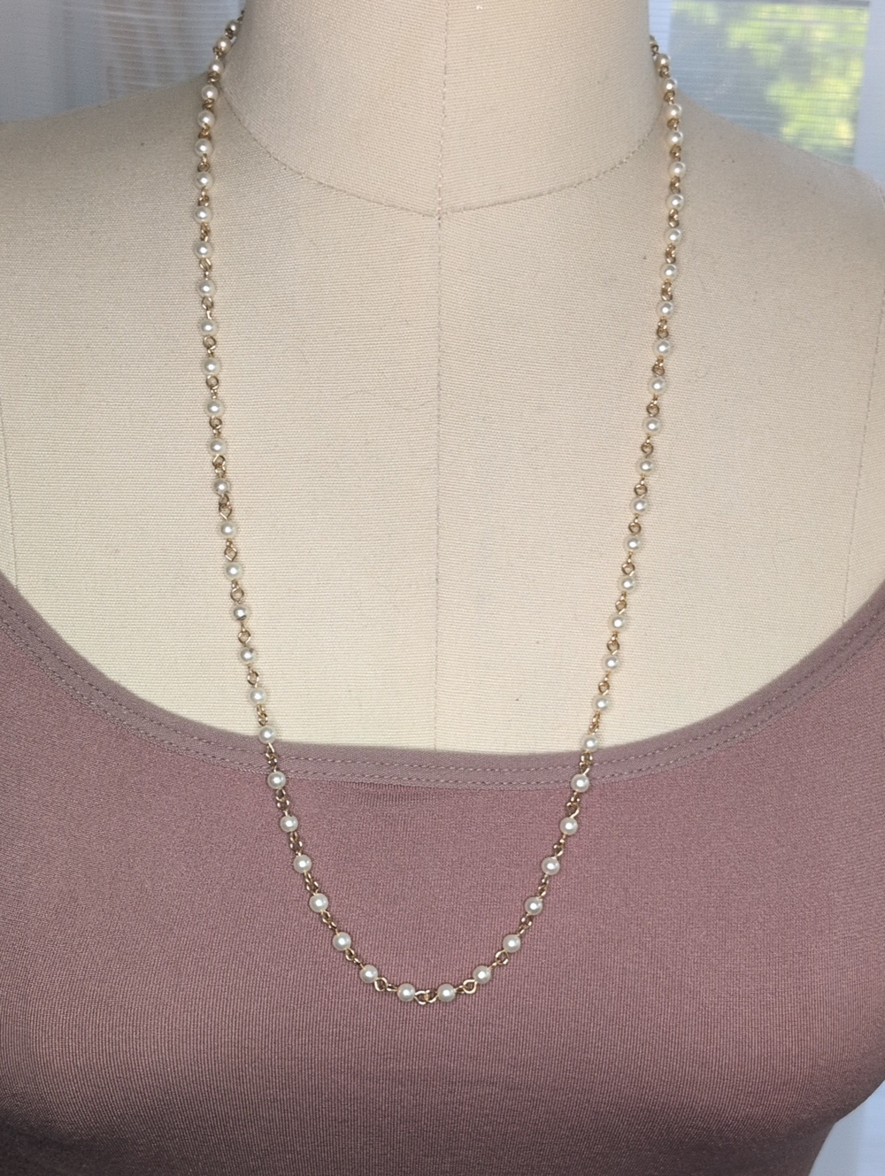 Gold Tone Faux Pearl Chain Necklace — Barrel Clasp, Classic Elegance